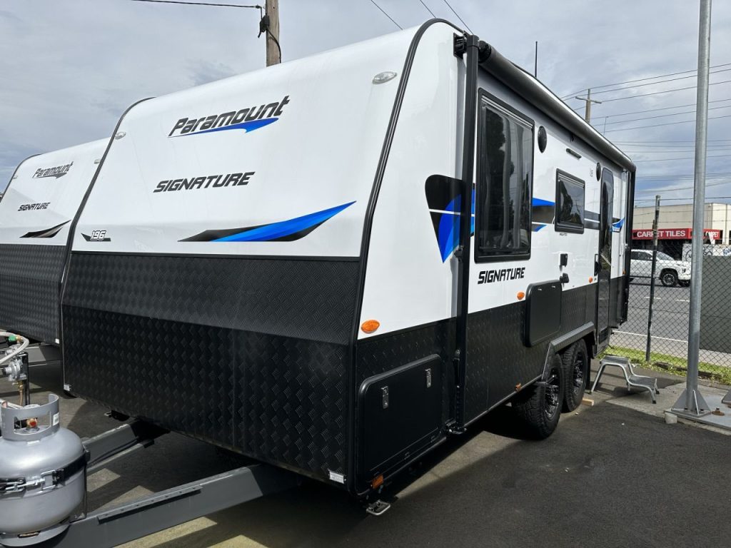 2023 19'6 Paramount Signature Series Rear Door exterior front and side|2023 19'6 Paramount Signature Series Rear Door external storage|2023 19'6 Paramount Signature Series Rear Door kitchen