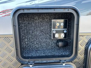 Power outlets in Paramount Tuff Mudda