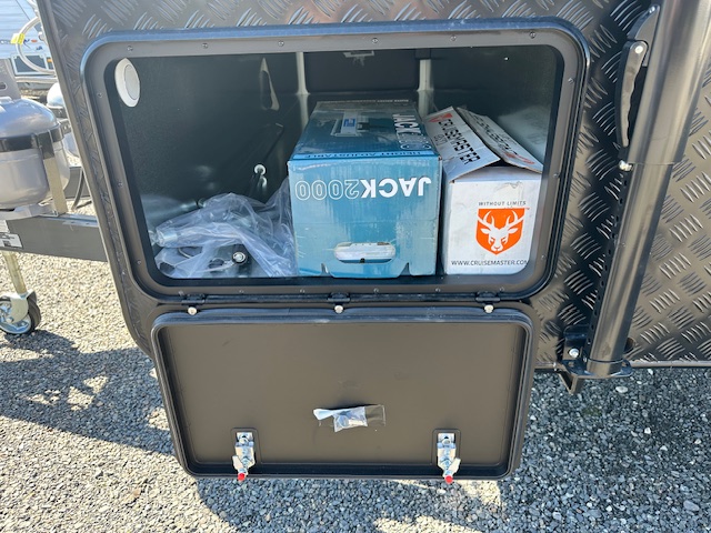 Storage in Paramount Tuff Mudda