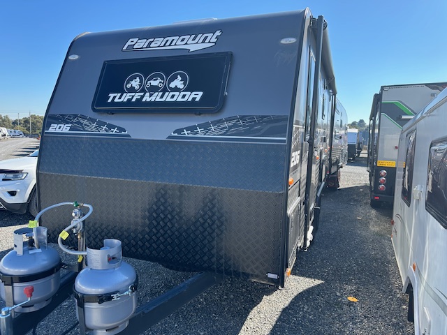 Exterior front view of Paramount Tuff Mudda Combo