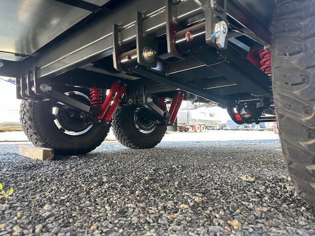 Undercarriage of Paramount Tuff Mudda Combo