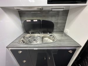 2018 16' Royal Flair Razor XT - kitchen
